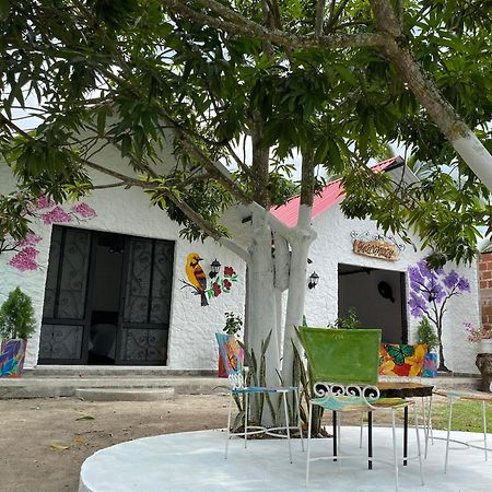 Villa Del Prado Gigante Extérieur photo
